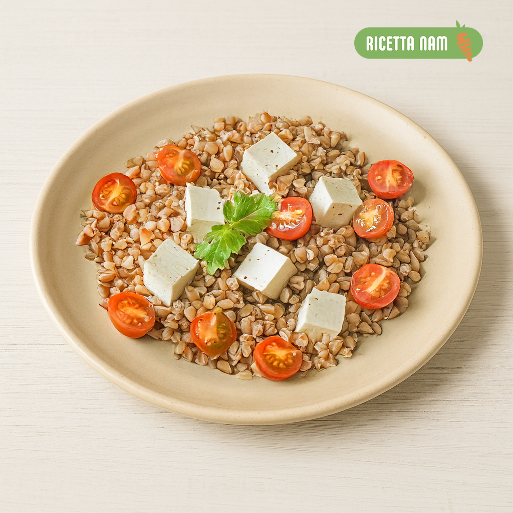 Insalata di farro con tofu e pomodorini